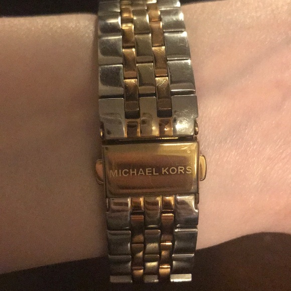 Michael Kors Two tone watch - Picture 2 of 4